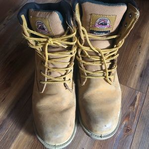 💥 3 for $20! Men’s Brahma Boots